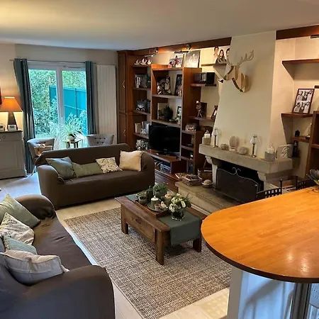 Chaleureuse Maison Familiale Chambourcy